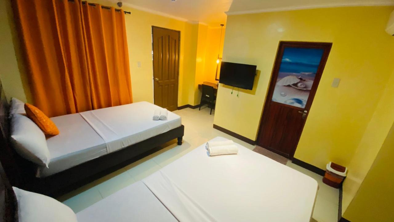 Vicente Aguirre Rooms Boracay Island Exterior photo